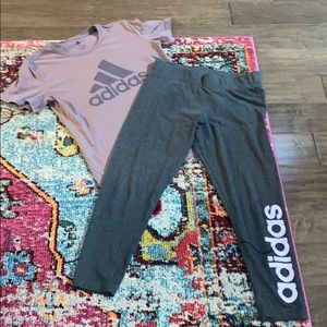 Adidas Legging and Shirt Set size Large Like New
